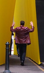 Street Photography - Yellow wall